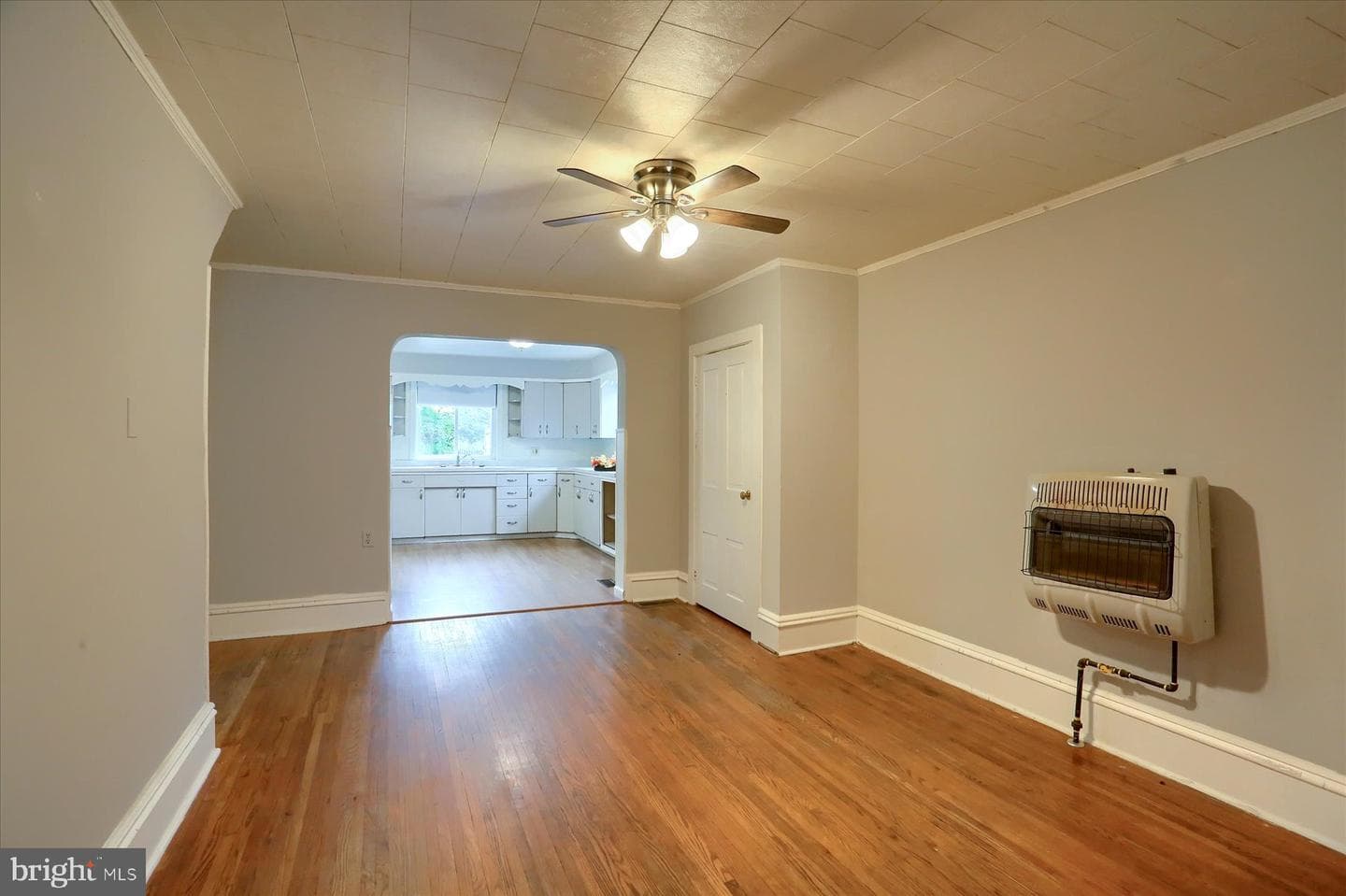 107 W Front Street photo 6