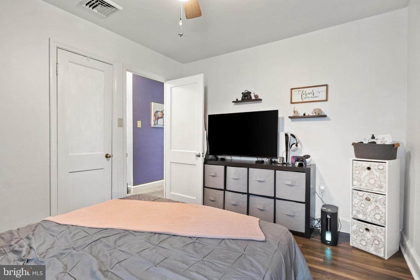 2034 Stanton Street photo 14