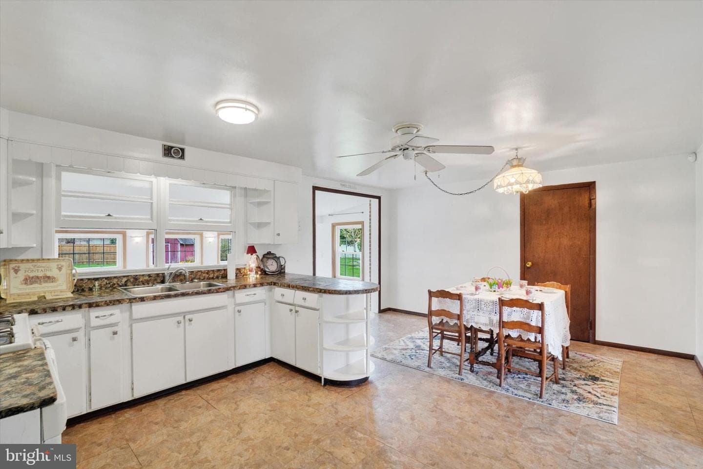 3440 Sycamore Road photo 6