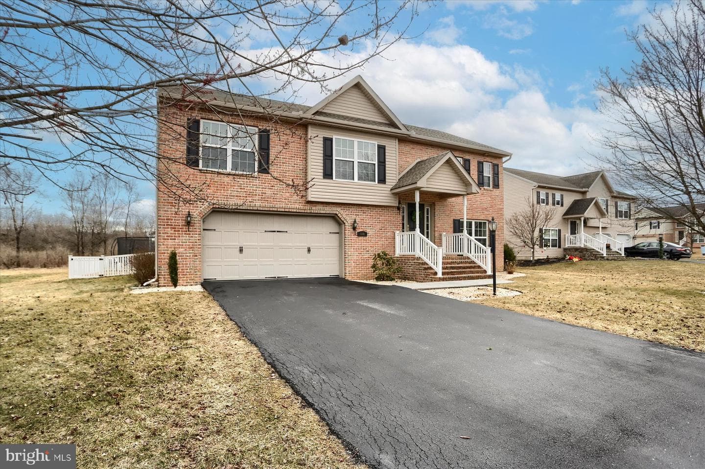 110 Hollow Lane photo 3