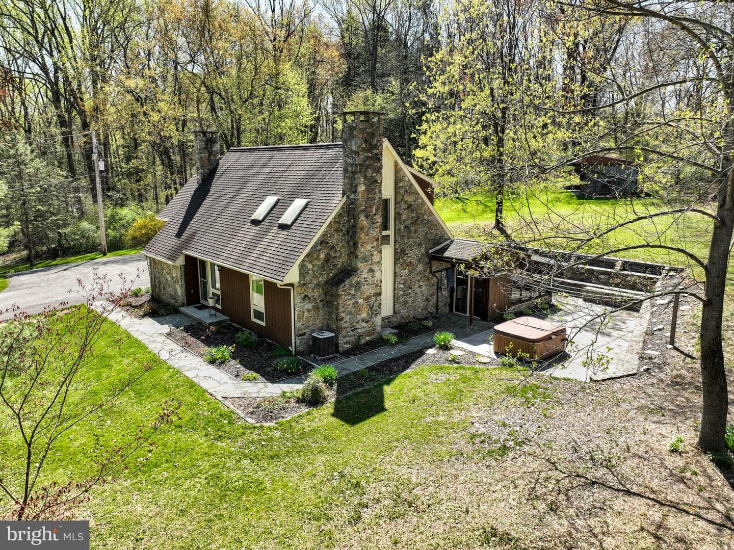 271 Summit Drive photo 45