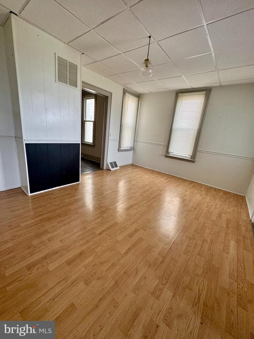 625 E Middle Street photo 14
