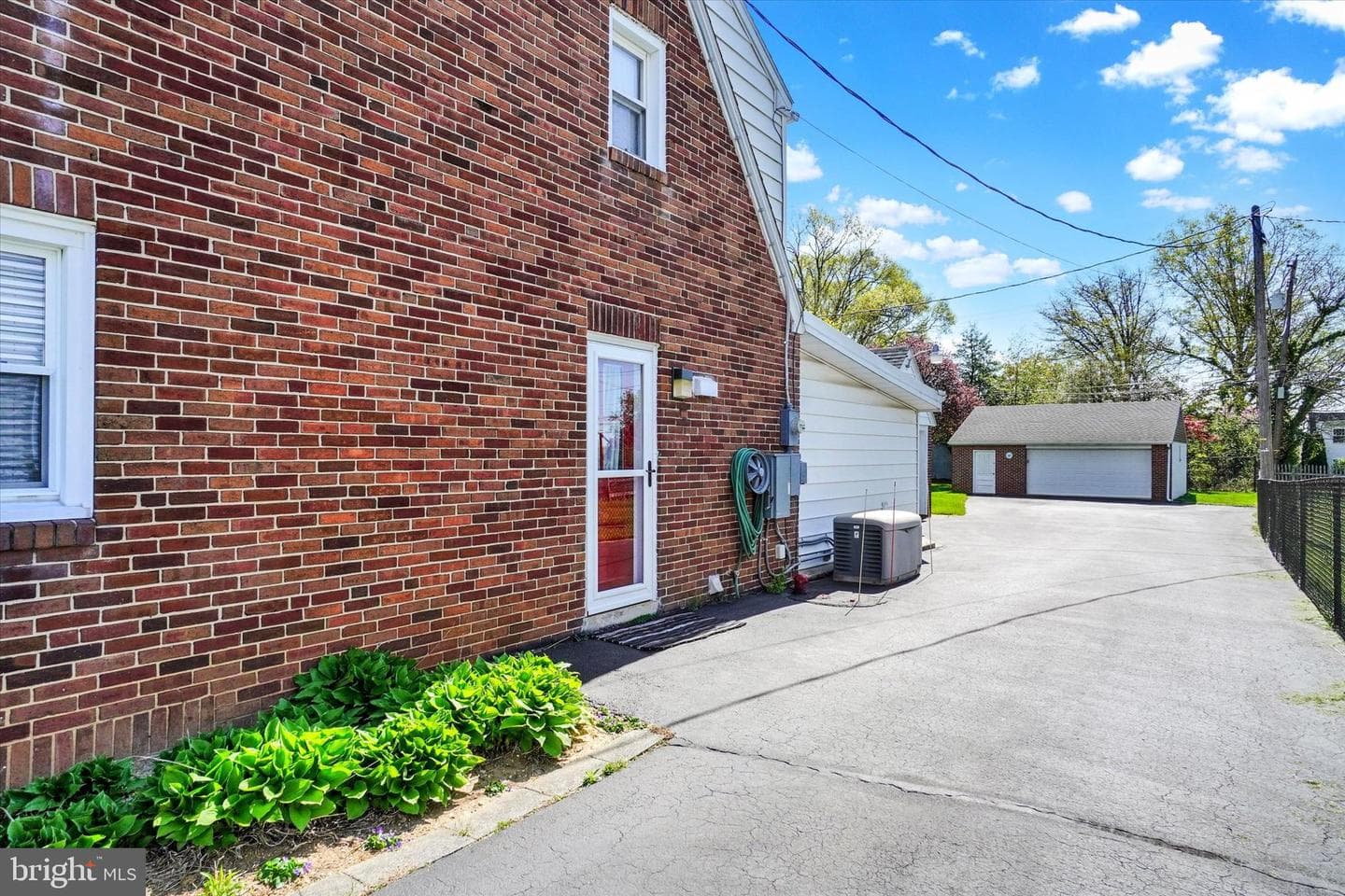 428 Edgehill Road photo 25