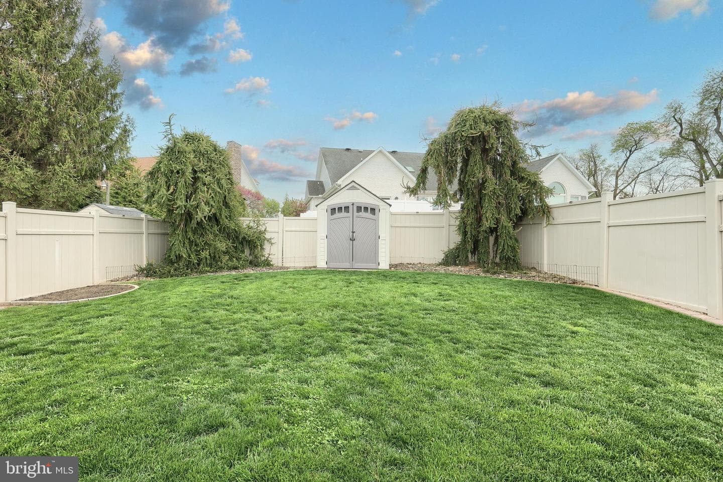 213 Kennedy Court photo 11