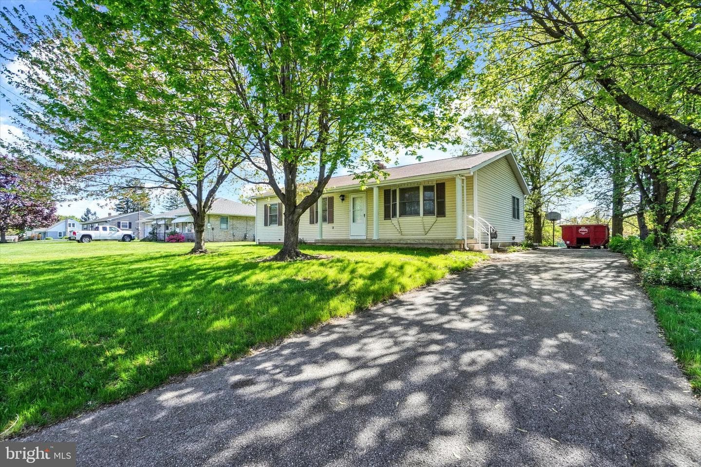 237 Cloverlane Drive photo 3