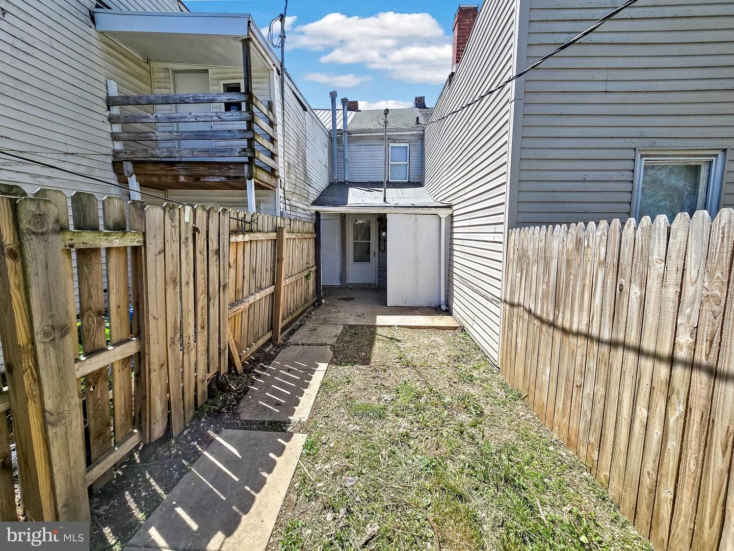437 S Duke Street photo 15