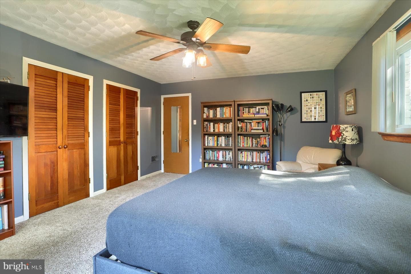 202 Hillcrest Drive photo 13