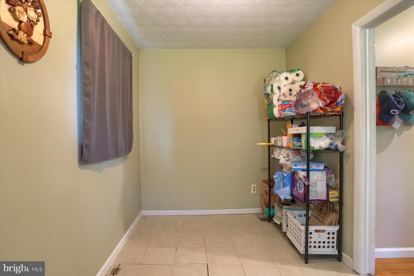 202 Hillcrest Drive photo 14