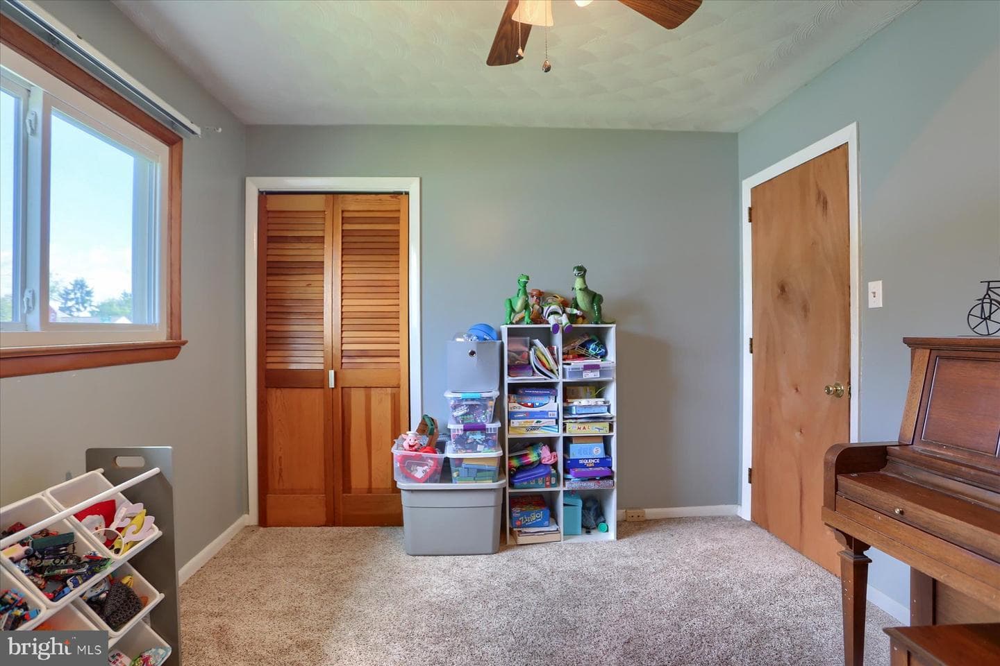 202 Hillcrest Drive photo 18