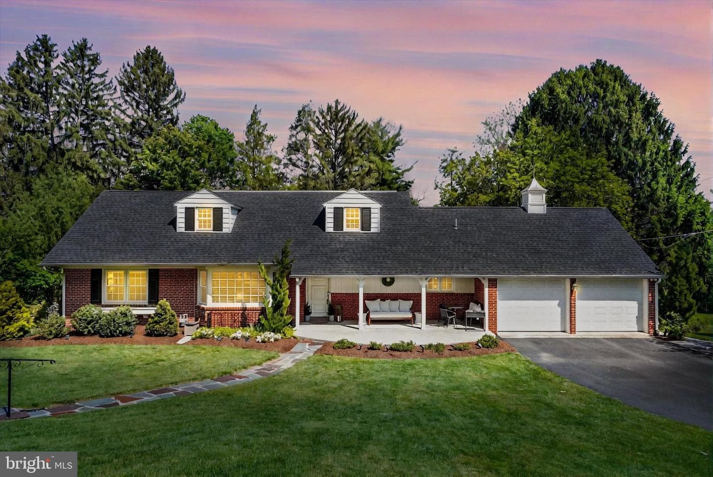 1235 Wiltshire Road photo 3