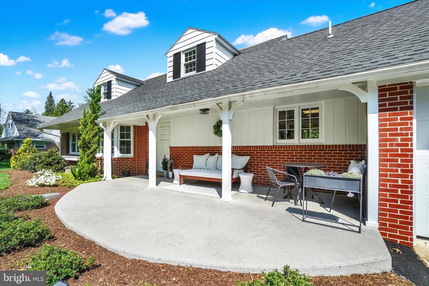 1235 Wiltshire Road photo 4