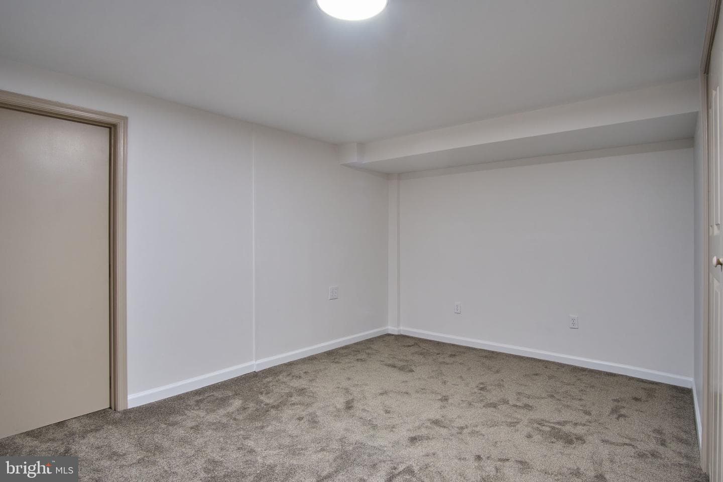 522 Hammond Avenue photo 23