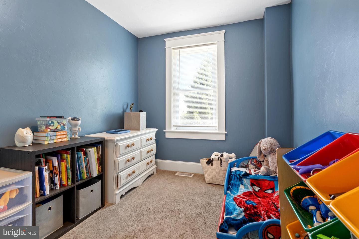 551 E Walnut Street photo 18