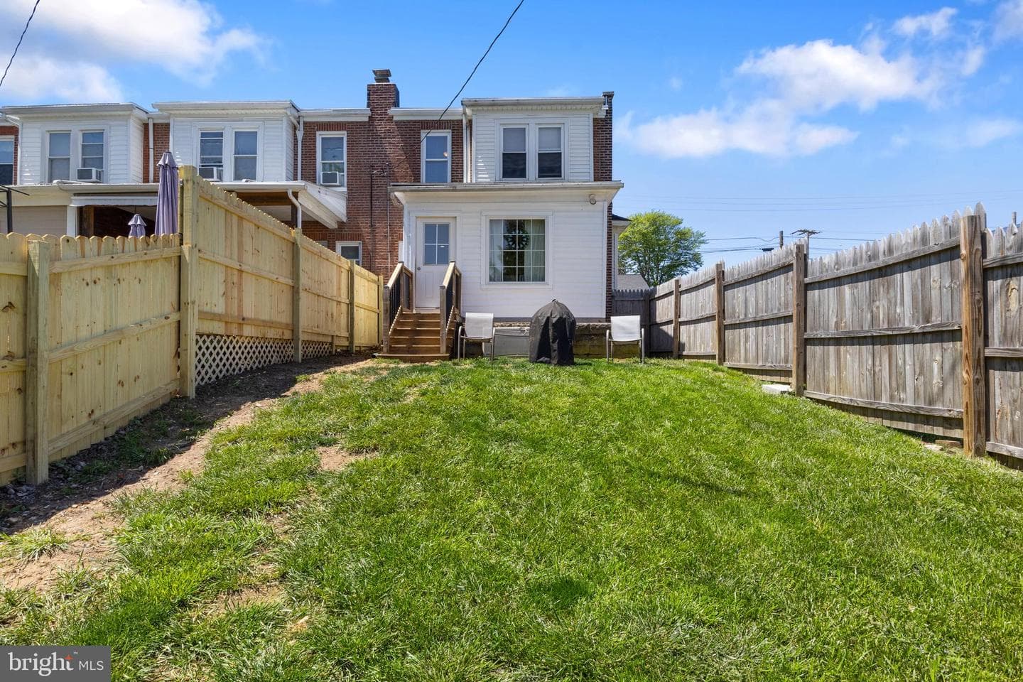 551 E Walnut Street photo 28