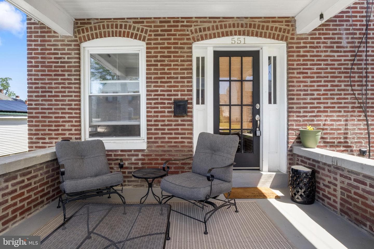 551 E Walnut Street photo 5