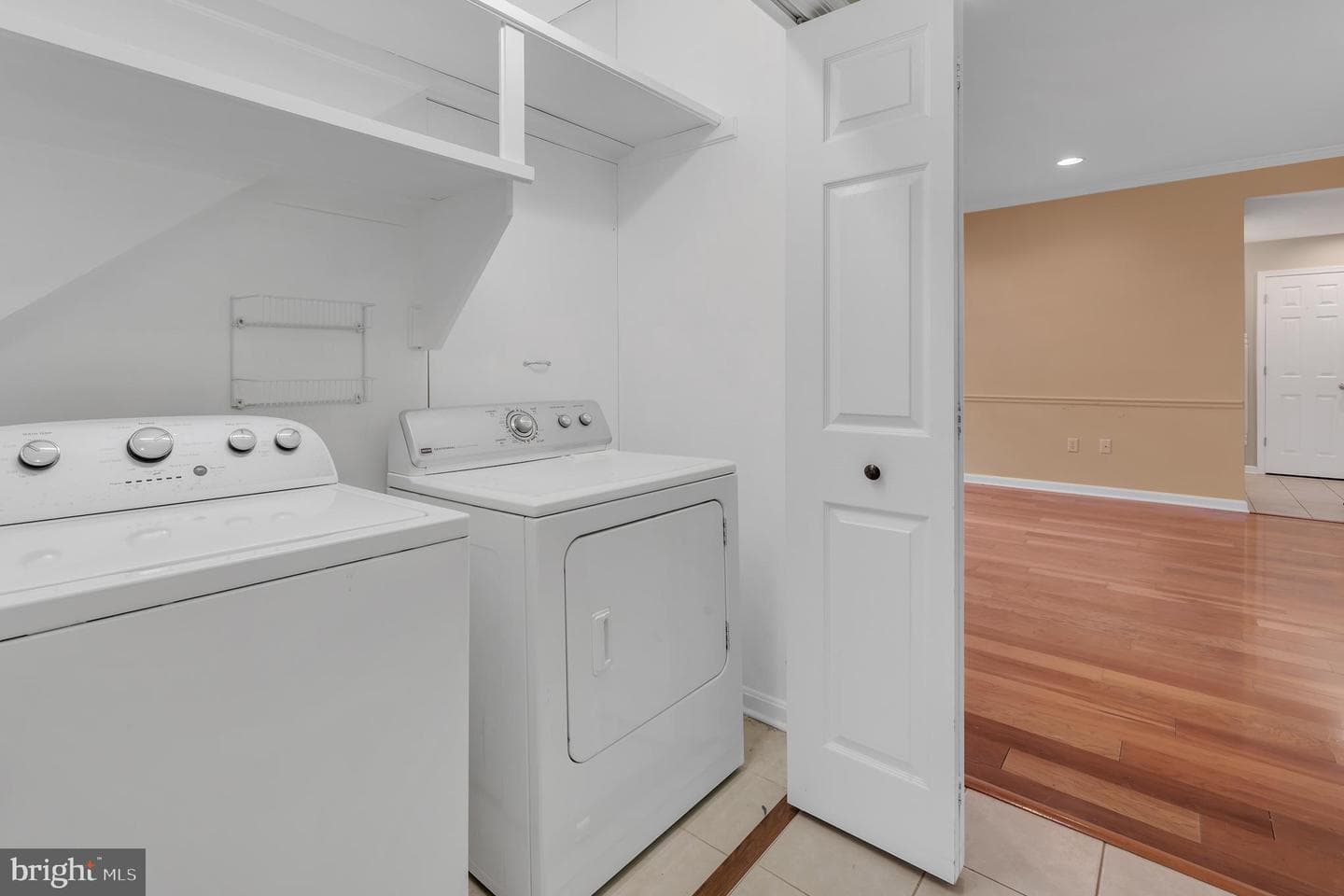 735 Washington Avenue photo 10