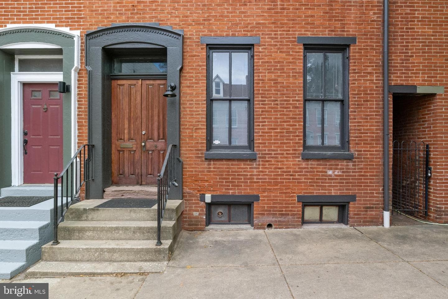 240 W Philadelphia Street photo 37