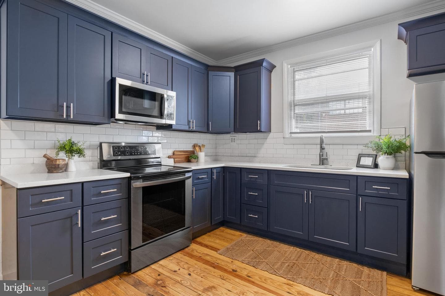 240 W Philadelphia Street photo 4