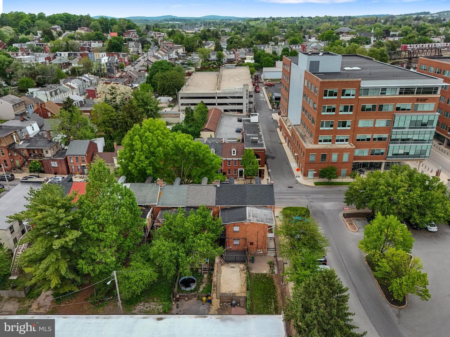 240 W Philadelphia Street photo 43