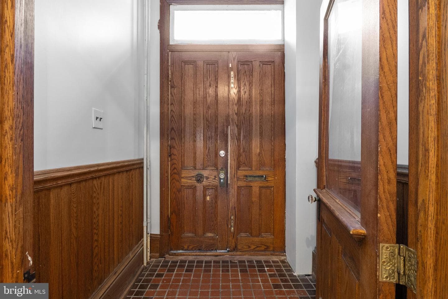 240 W Philadelphia Street photo 9