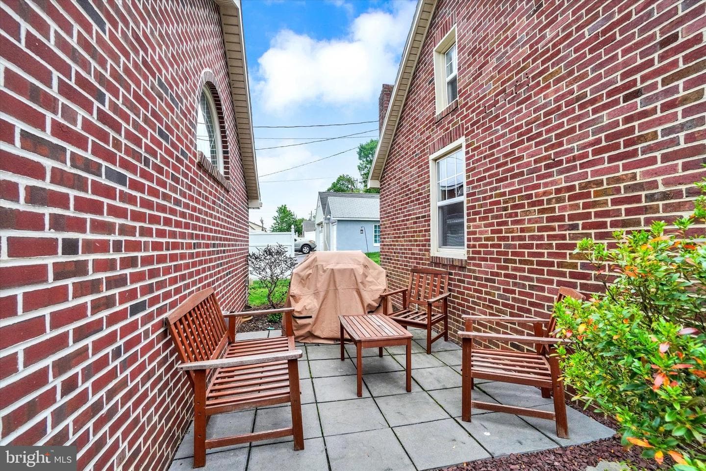 3070 W Market Street photo 24