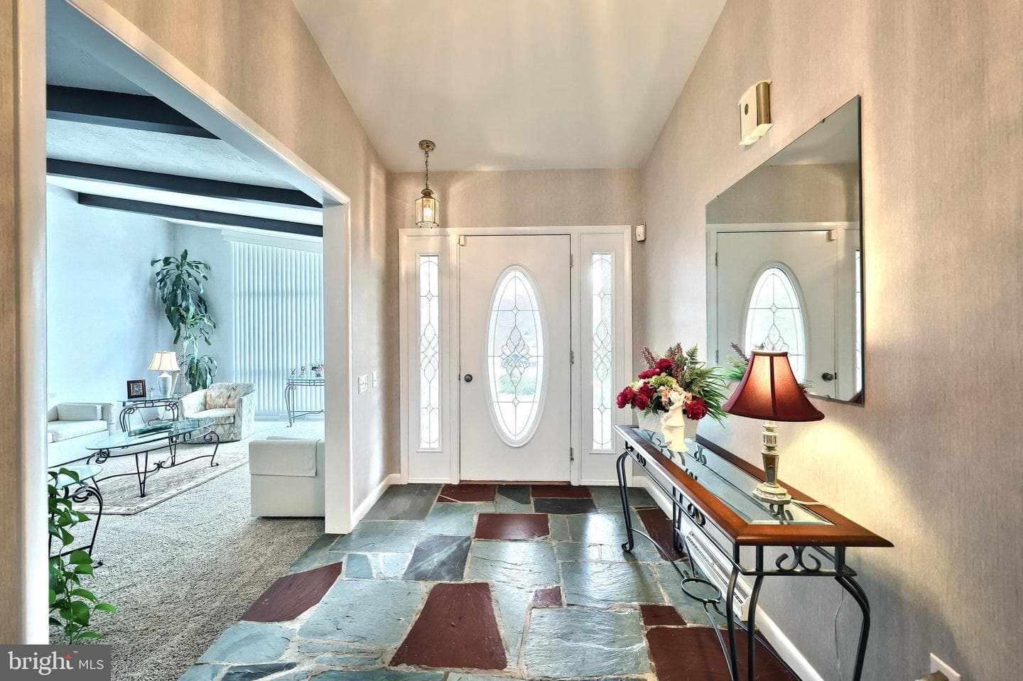 100 West Avenue photo 15
