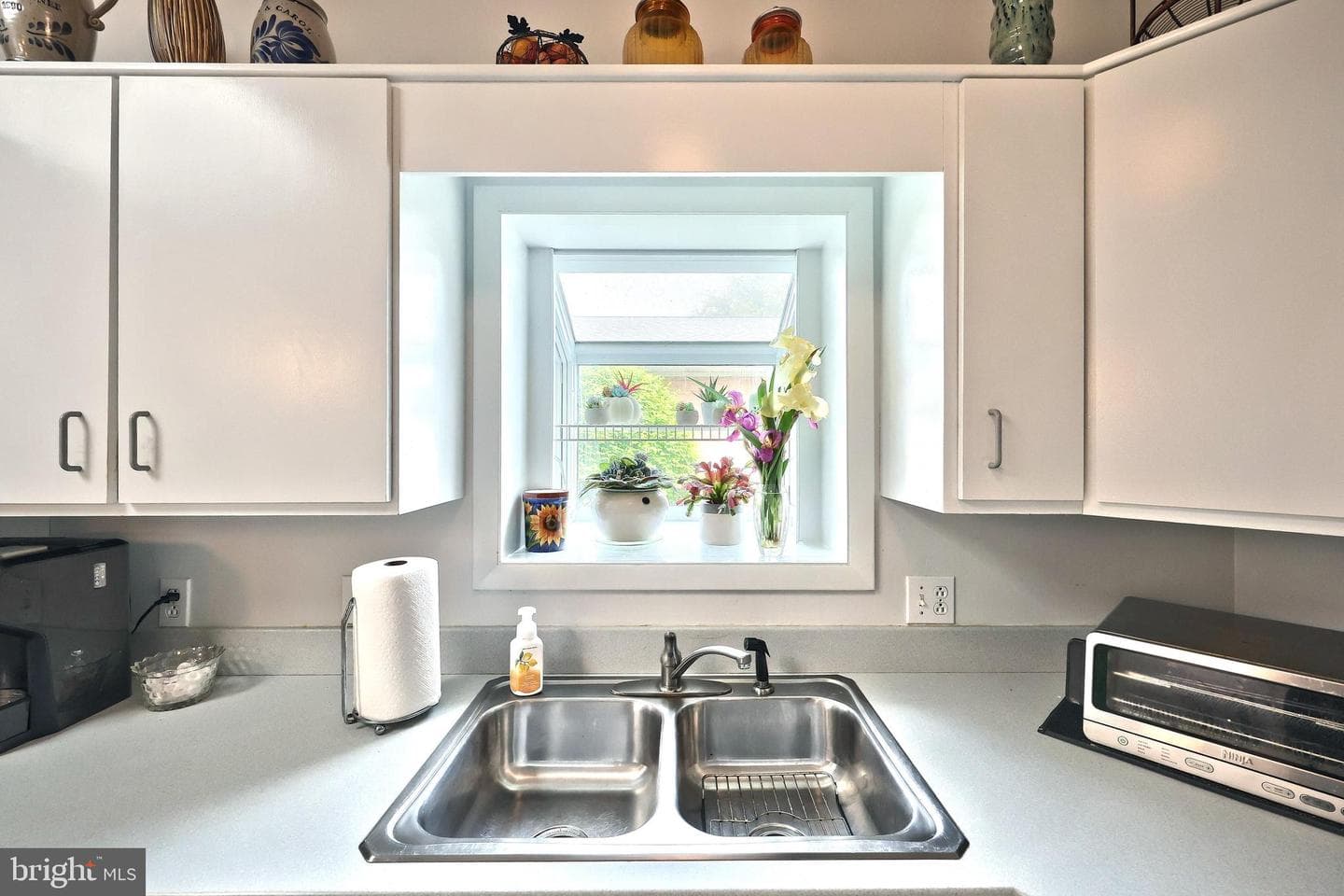 100 West Avenue photo 23