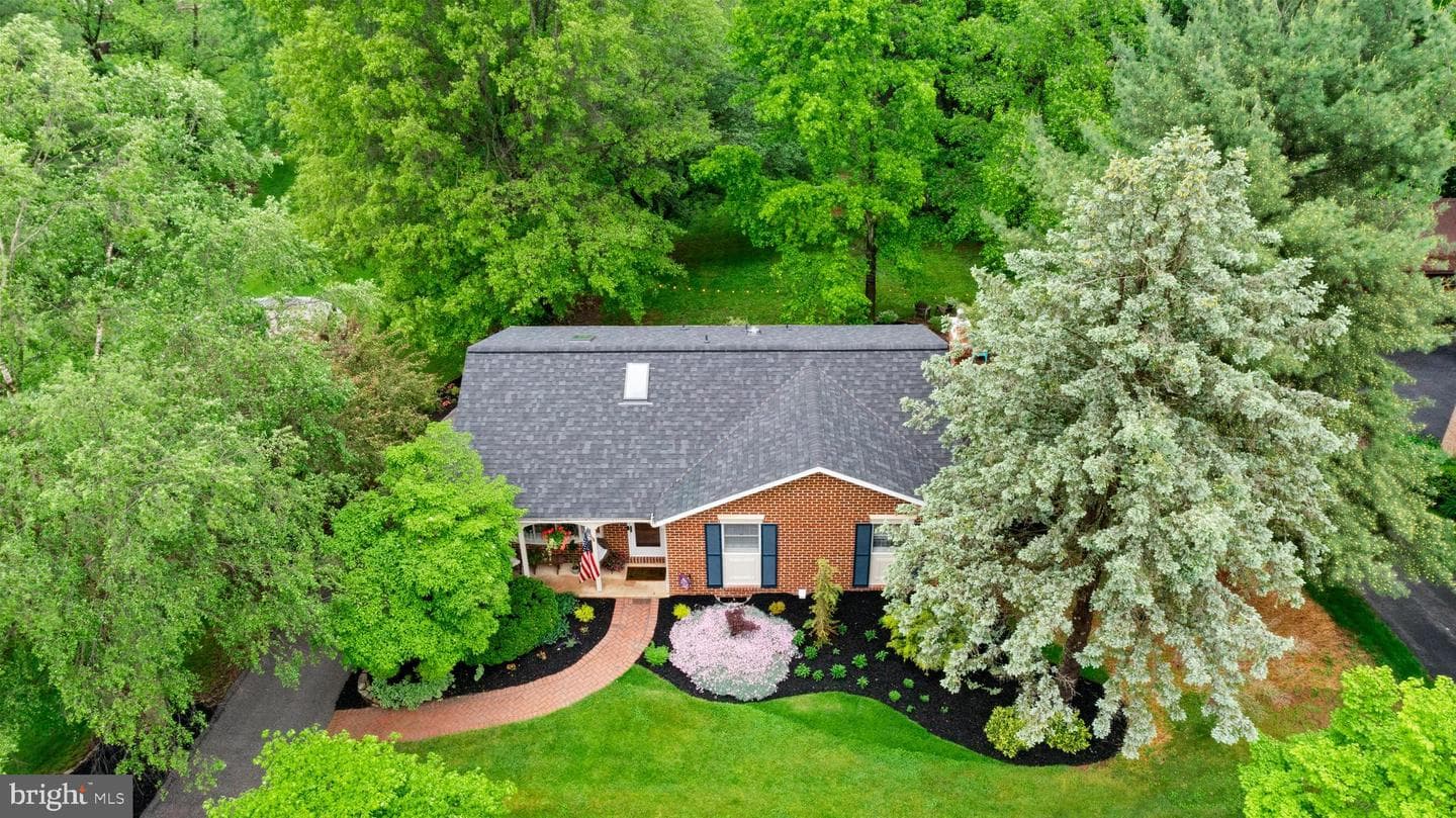 29 Farmington Drive photo 2