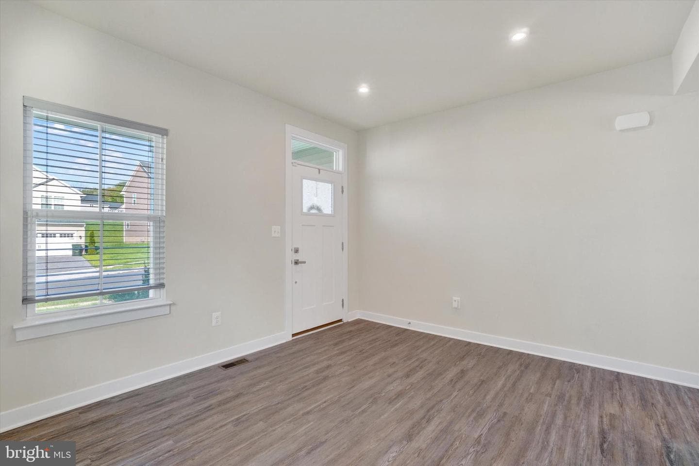 66 Lady Harrington Drive photo 4
