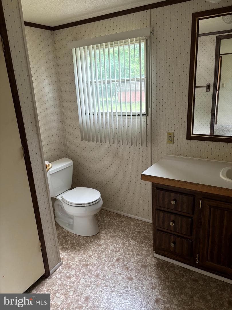 375 Butter Road photo 3