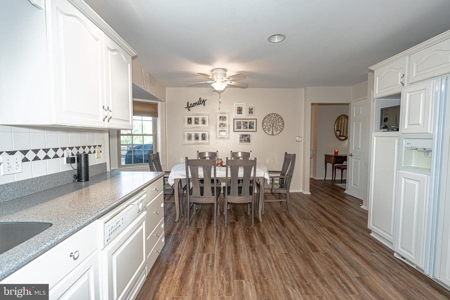 3515 Harrowgate Road photo 16