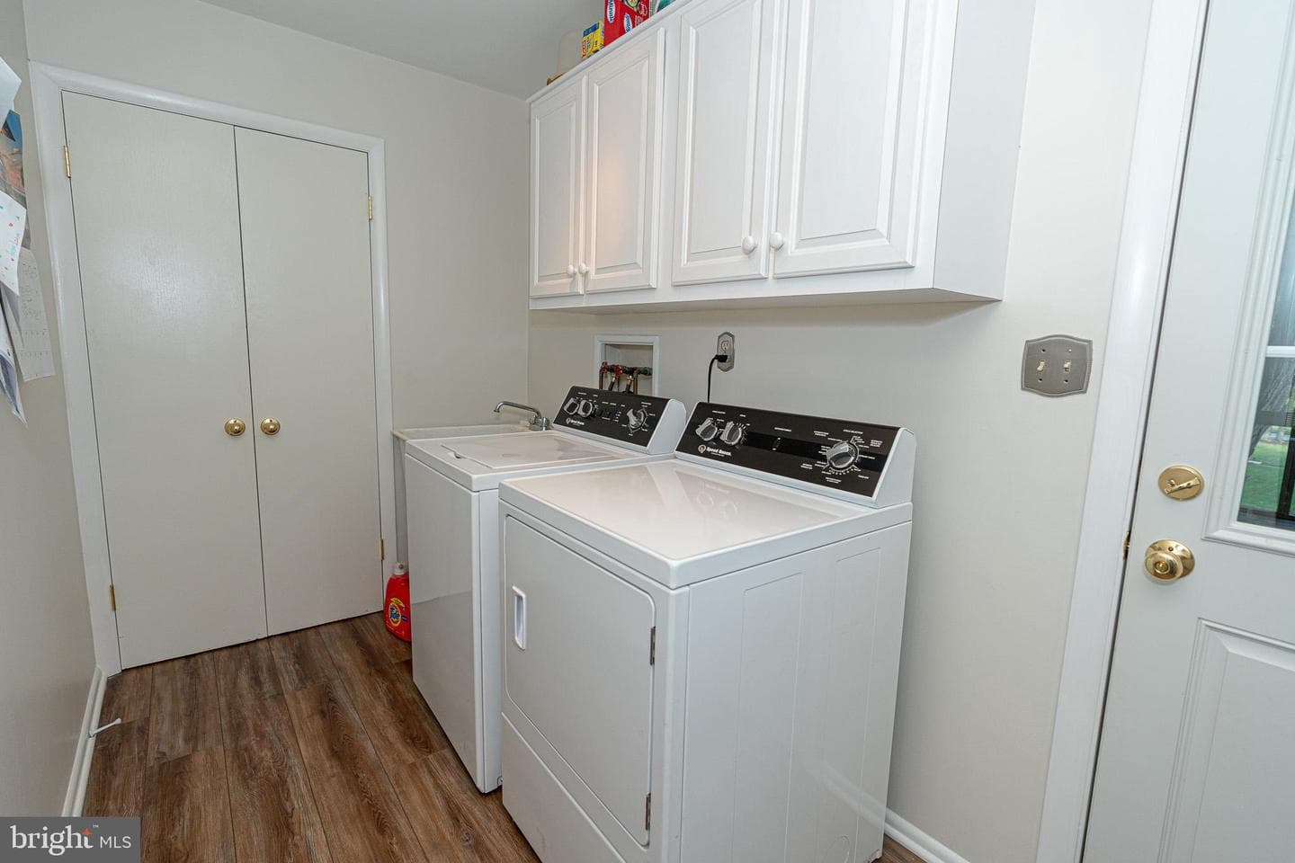 3515 Harrowgate Road photo 18