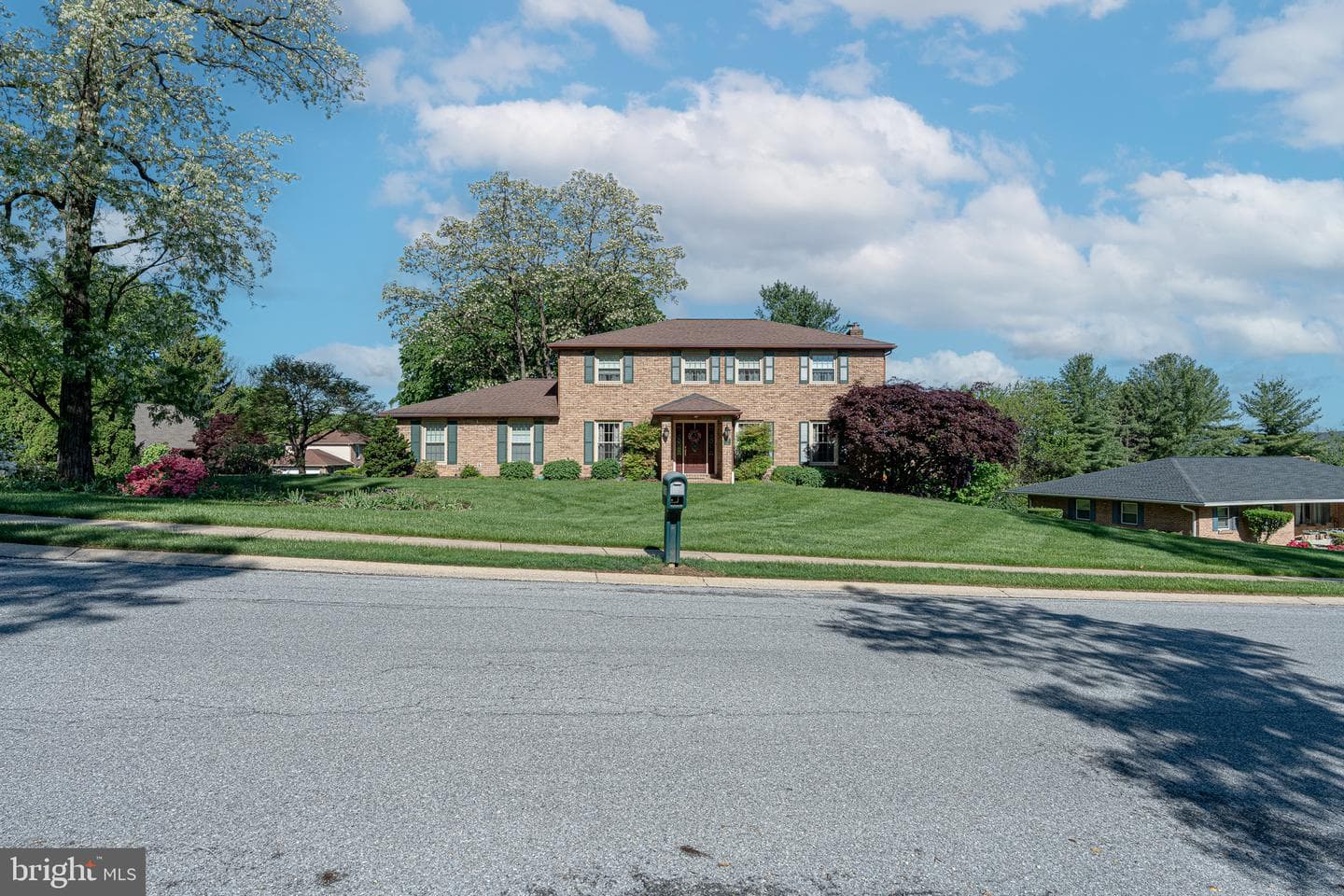 3515 Harrowgate Road photo 2