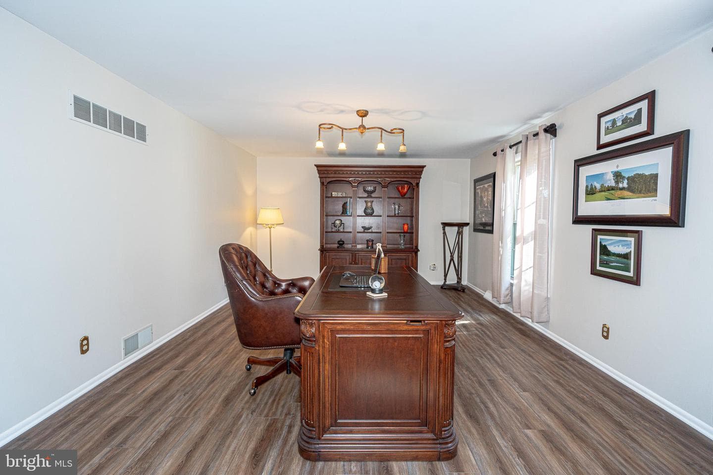 3515 Harrowgate Road photo 21