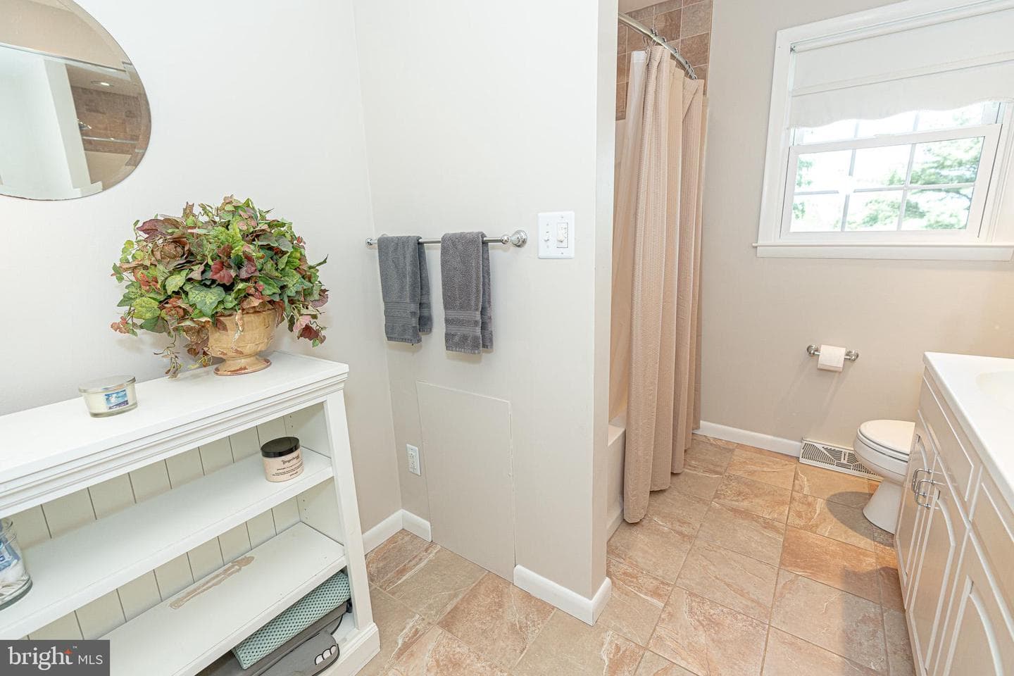3515 Harrowgate Road photo 40