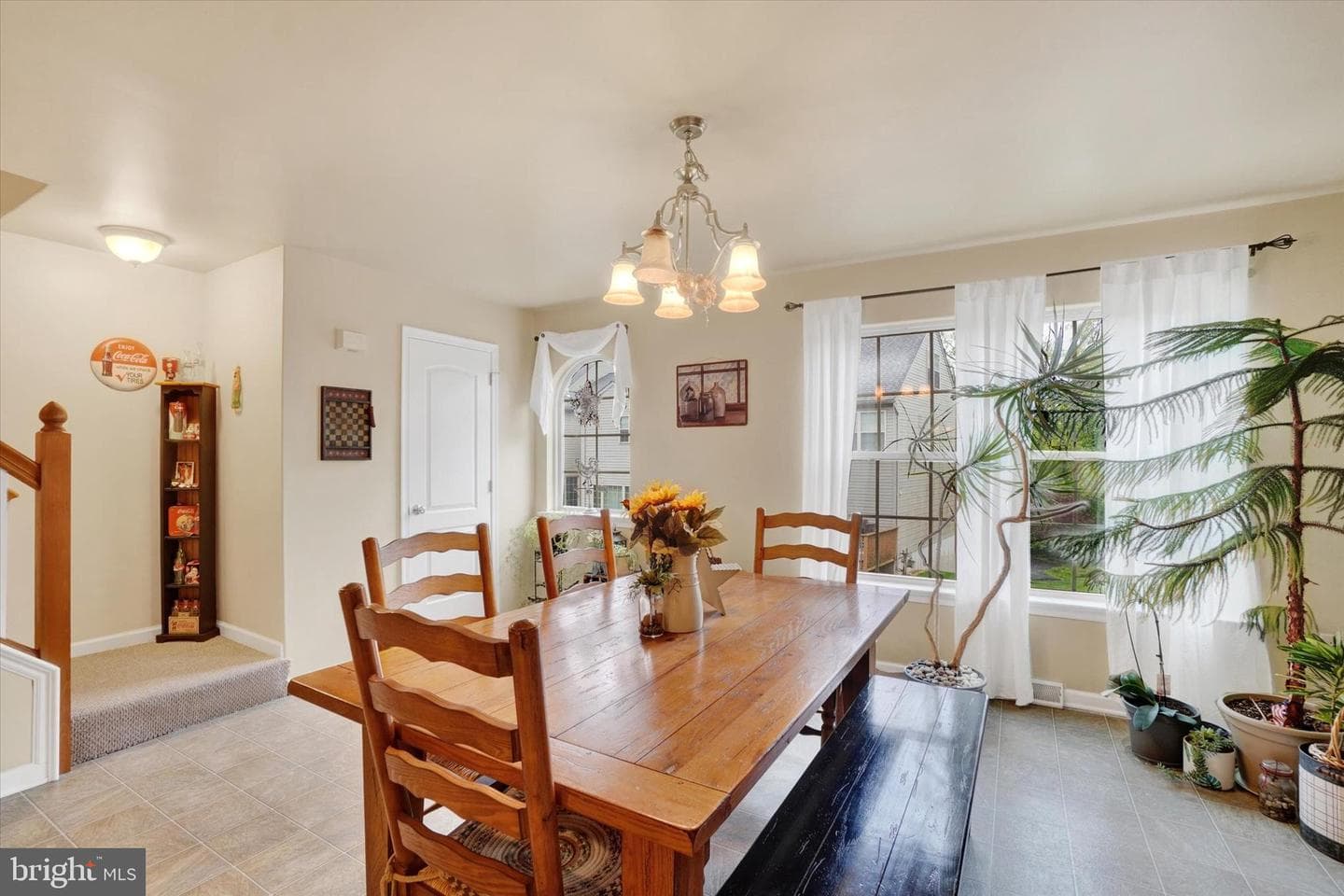 540 Bridle Path photo 14