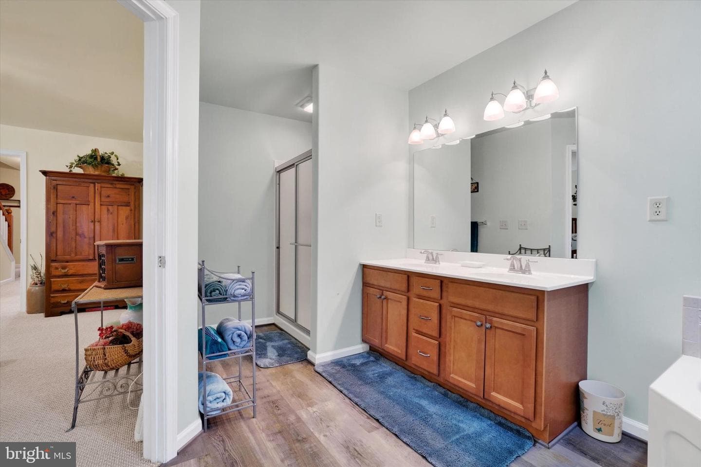 540 Bridle Path photo 19