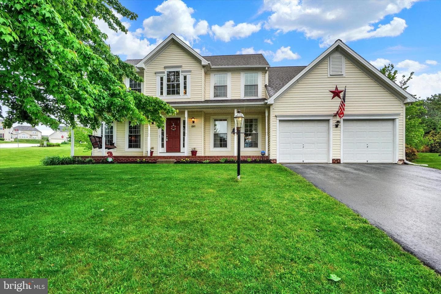 1205 Cranberry Lane W photo 2