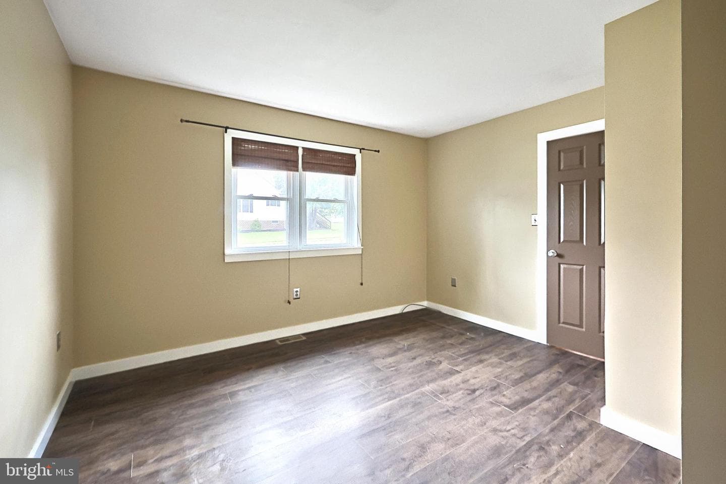 514 Hartman Avenue photo 17