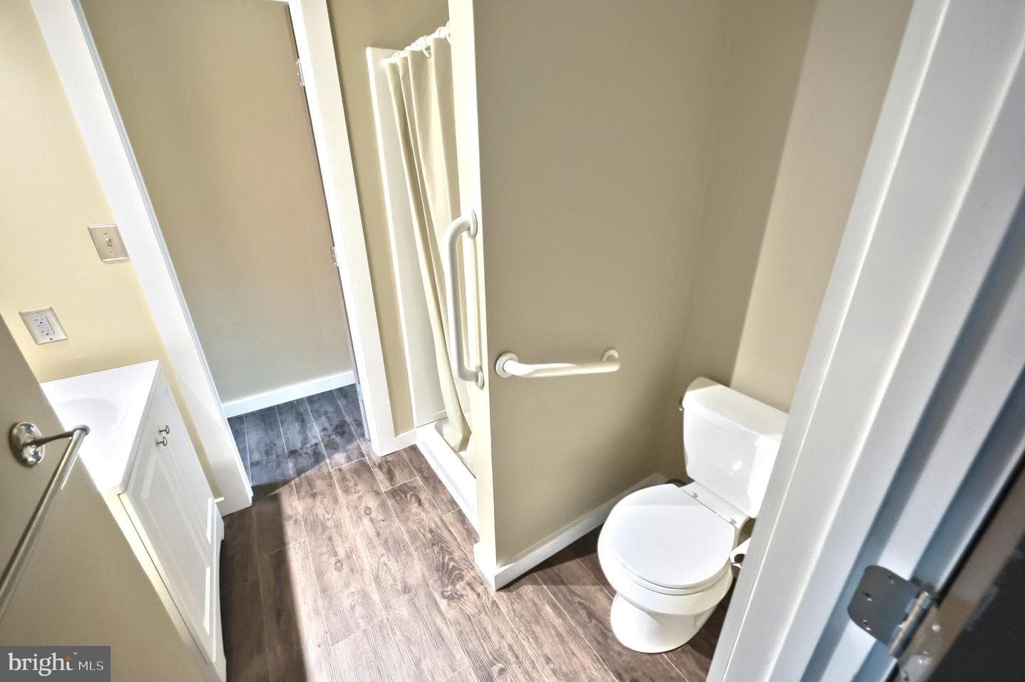 514 Hartman Avenue photo 20