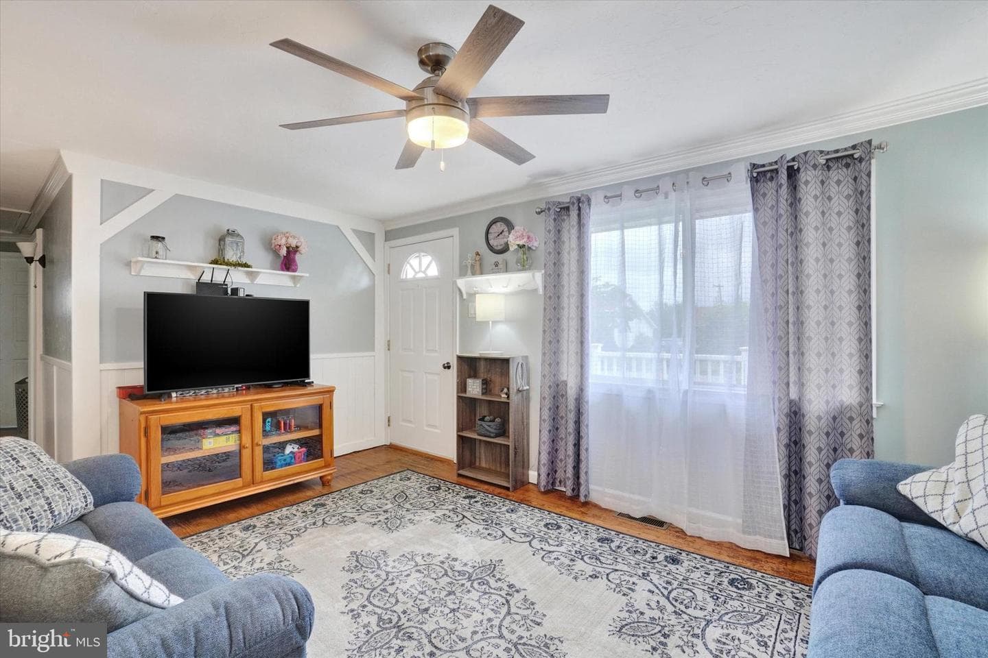 3020 Lark Drive photo 6