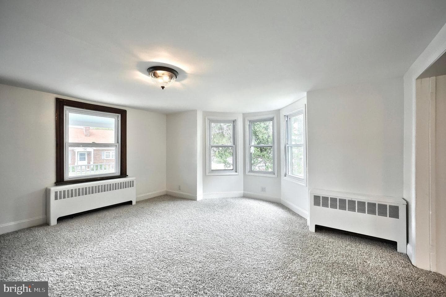 2040 Grandview Road photo 12
