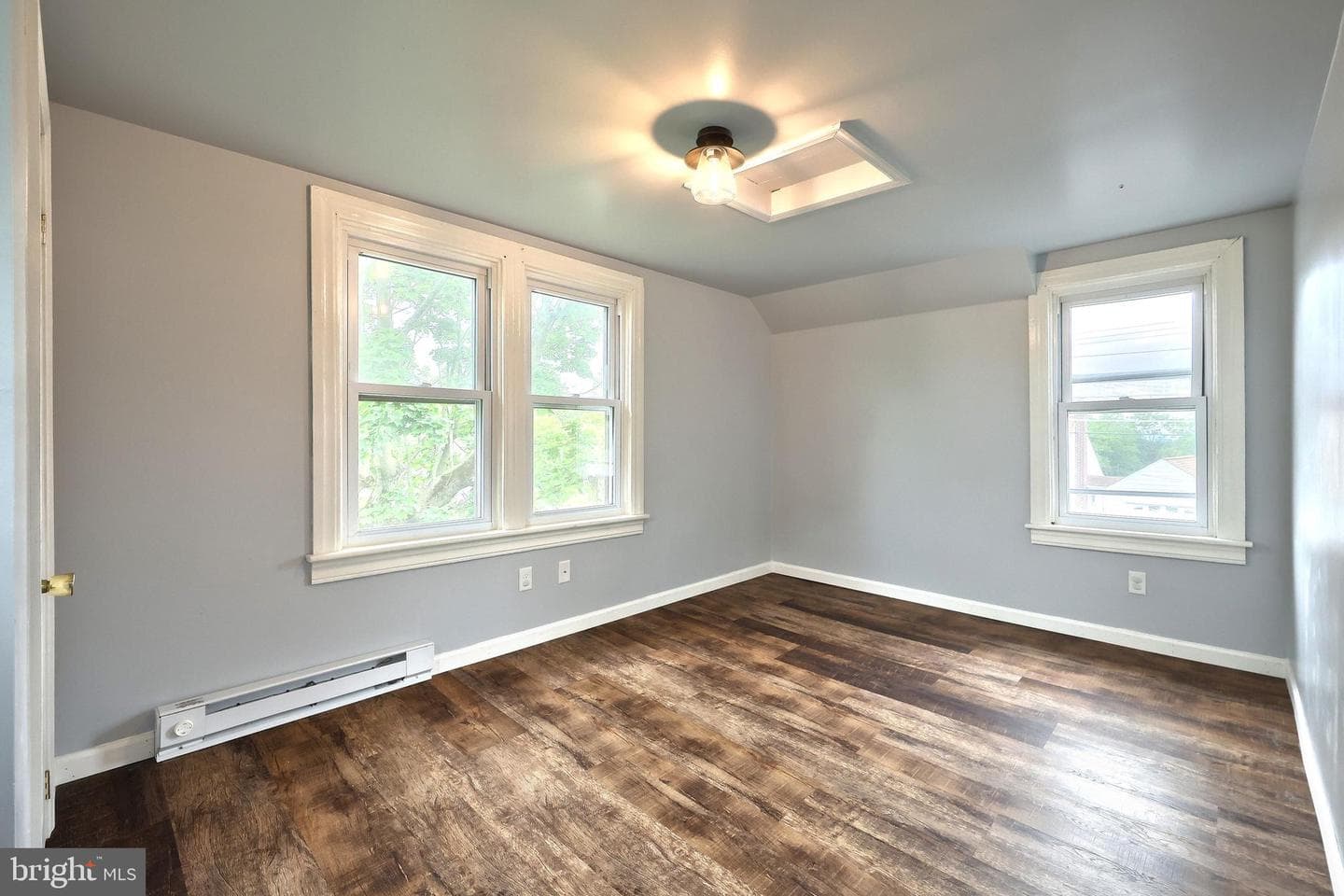 2040 Grandview Road photo 24