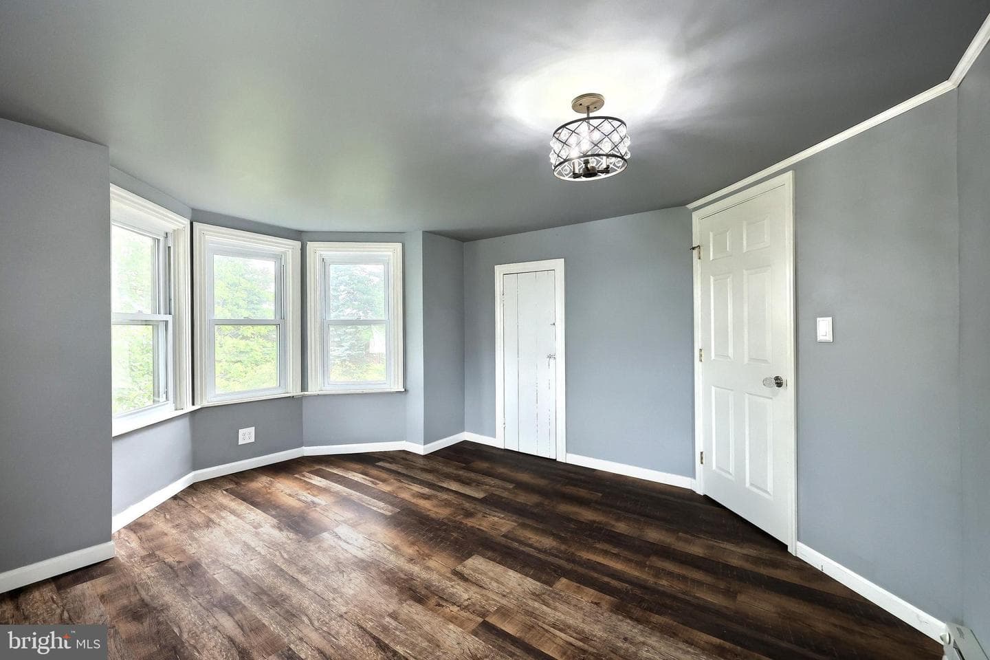 2040 Grandview Road photo 27