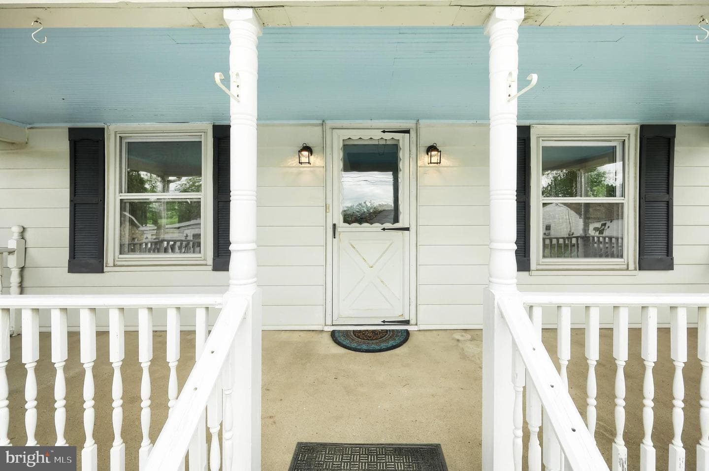2040 Grandview Road photo 8