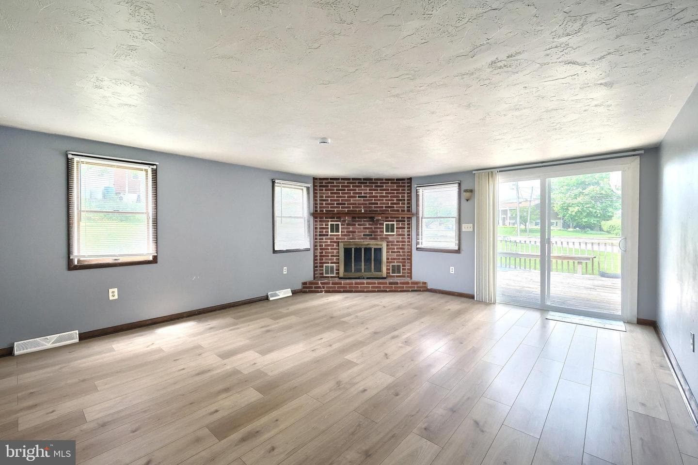 2474 Kotur Avenue photo 22