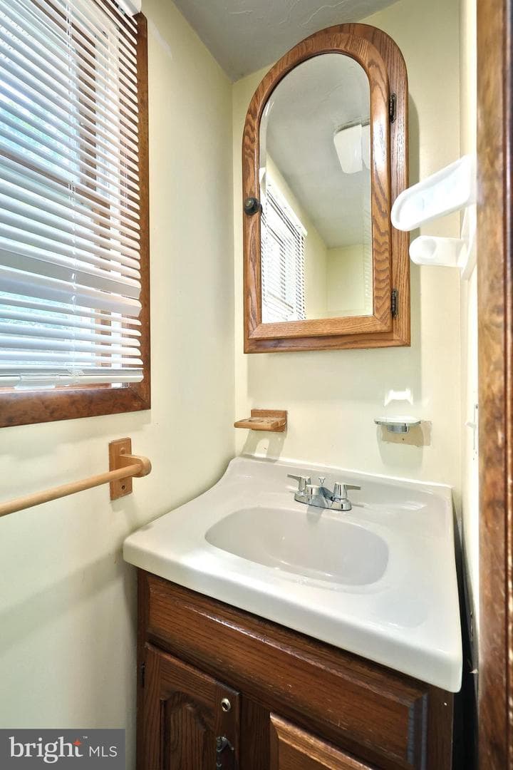 2474 Kotur Avenue photo 25