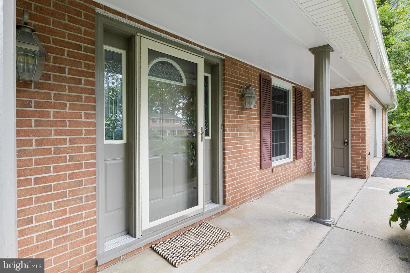 2648 Cambridge Road photo 4