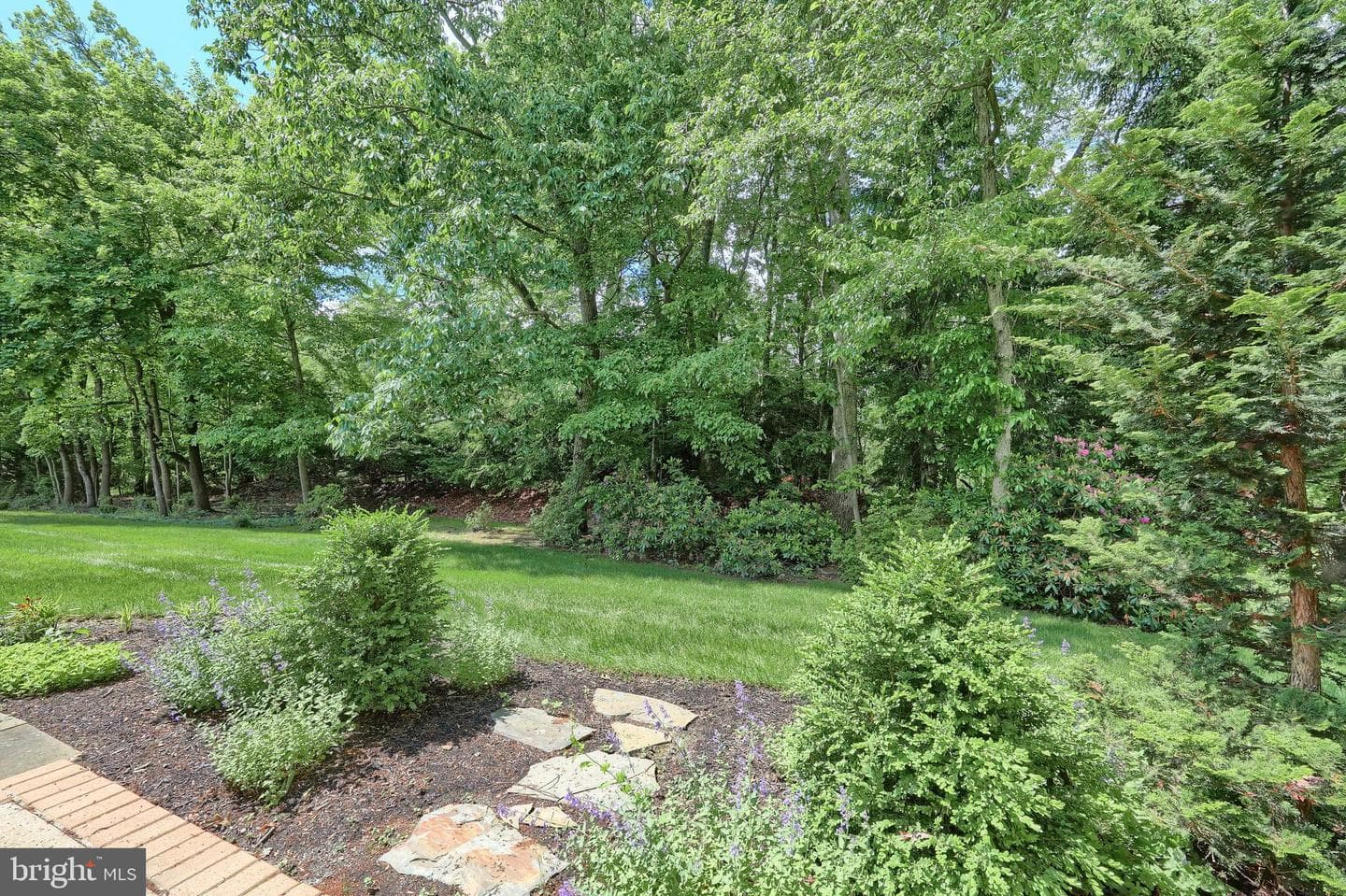 2124 Tall Oaks Lane photo 7
