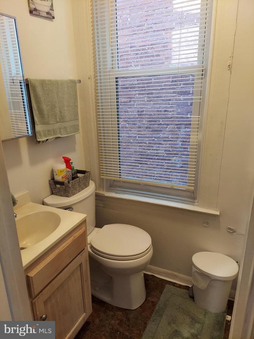 343 N Newberry Street photo 4
